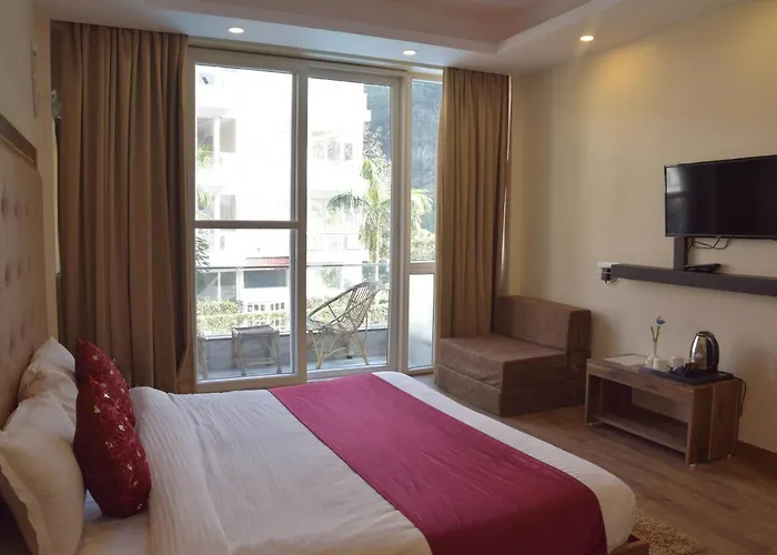 Avenue 18 Resort